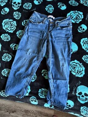 No Boundaries Medium Blue Ankle Crop Jeans